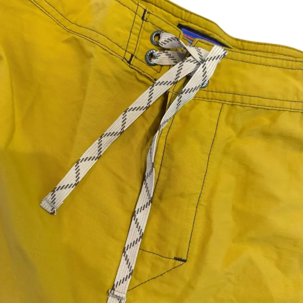 Patagonia Men’s Wavefarer yellow board short, Swim, Size 38